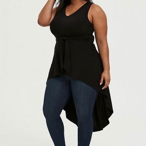 BLACK STUDIO KNIT TIE FRONT HI-LO TOP